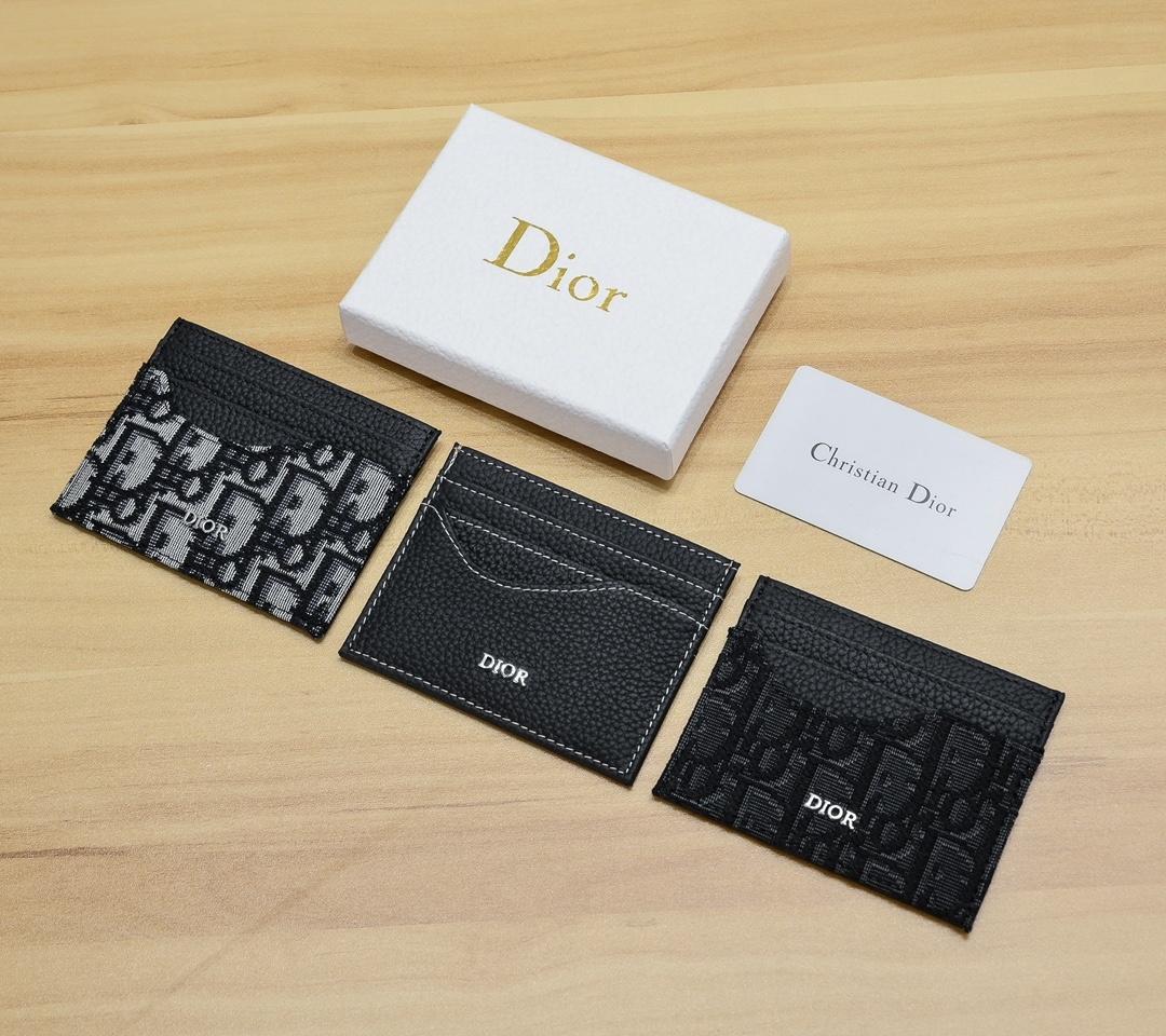 009_ZT DIOR カード入れ ケース付き 50088 10*7.5cm - 画像 (1)