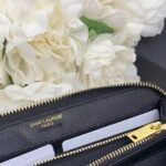 SAINT LAURENT 長財布 ケース付き 0116 19*9cm - 画像 (6)