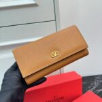 Valentino 長財布 二つ折り財布 ケース付き 2406 19*10*2cm - 画像 (3)