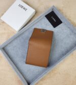 LOEWE 二つ折り財布 カードケース カード入れ ケース付き 116 10*10.5cm - 画像 (11)