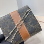 CELINE 三つ折り財布 チェーン付き ケース付き10665 10.5*9cm - 画像 (10)