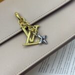 LV 長財布 チェーンウォレット ケース付き M14547 20*4*11.56cm - 画像 (8)