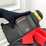 Valentino 三つ折り財布 ケース付き 2401 11*9*2cm - 画像 (10)