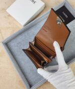LOEWE 二つ折り財布 カードケース カード入れ ケース付き 116 10*10.5cm - 画像 (12)