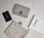LOEWE 三つ折り財布 ケース付き L1104 12*9.5*3cm - 画像 (3)