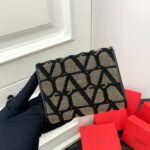 Valentino 三つ折り財布 ケース付き 2401 11*9*2cm - 画像 (12)