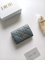 DIOR 二つ折り財布 ケース付き S5132 11*7.5*2.5cm - 画像 (8)