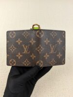 LV 小銭入れ 二つ折り財布 ケース付き M14718 10*2.5*9cm - 画像 (10)