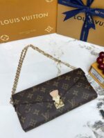 LV チェーンウォレット 長財布 3点セット ケース付き M15150 11*2*23cm - 画像 (8)