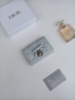 DIOR 二つ折り財布 ケース付き 2603 11*8.5*3cm - 画像 (16)