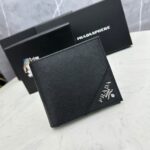 Prada 二つ折り財布 ケース付き 301 10*9*2cm - 画像 (4)