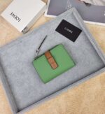 LOEWE カード入れ 二つ折り財布 ケース付き L1112 12*10*3cm - 画像 (15)