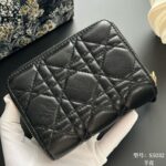 DIOR 二つ折り財布 ケース付き S5032 12*9*5cm - 画像 (12)