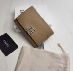 LOEWE 三つ折り財布 ケース付き L1104 12*9.5*3cm - 画像 (17)