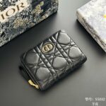 DIOR 二つ折り財布 ケース付き S5032 12*9*5cm - 画像 (13)