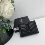 SAINT LAURENT 三つ折り財布 ケース付き 6868 10.5*7.5*3cm - 画像 (9)