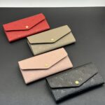 LV 型押し 長財布 二つ折り財布 ケース付き M60668 19*10cm