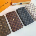 LV 長財布 二つ折り財 ケース付き M61734 10*19cm
