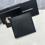Prada 二つ折り財布 ケース付き 301 10*9*2cm - 画像 (6)