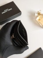 SAINT LAURENT カード入れ ケース付き 423291 10.5*7.5*0.5cm - 画像 (17)