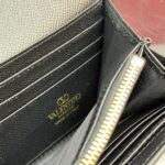 Valentino 長財布 二つ折り財布 ケース付き 2406 19*10*2cm - 画像 (25)