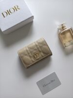 DIOR 二つ折り財布 ケース付き S5132 11*7.5*2.5cm - 画像 (25)