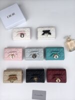 DIOR 二つ折り財布 ケース付き 2603 11*8.5*3cm