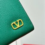Valentino 長財布 ケース付き 2407 19*10*2cm - 画像 (30)