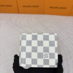 LV 二つ折り財布 ケース付き 小銭入れ付き 62664 61665 12*9cm - 画像 (3)