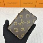 LV パスポートケース ケース付き M63144 7.5*11*1cm - 画像 (16)