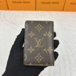 LV パスポートケース ケース付き M63144 7.5*11*1cm - 画像 (18)