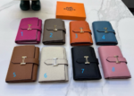 HERMES 三つ折り財布 ケース付き 5*15*2cm
