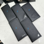 Prada 長財布 二つ折り財布 ケース付き 302 10*19*2cm