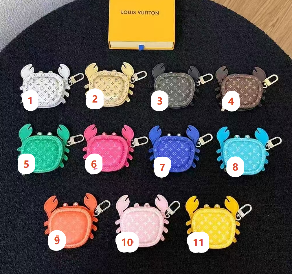 4e90a120-7843-4342-8429-0ddd98cd0f2a LV Crab Bag Charm キーホルダー ケース付き - 画像 (1)