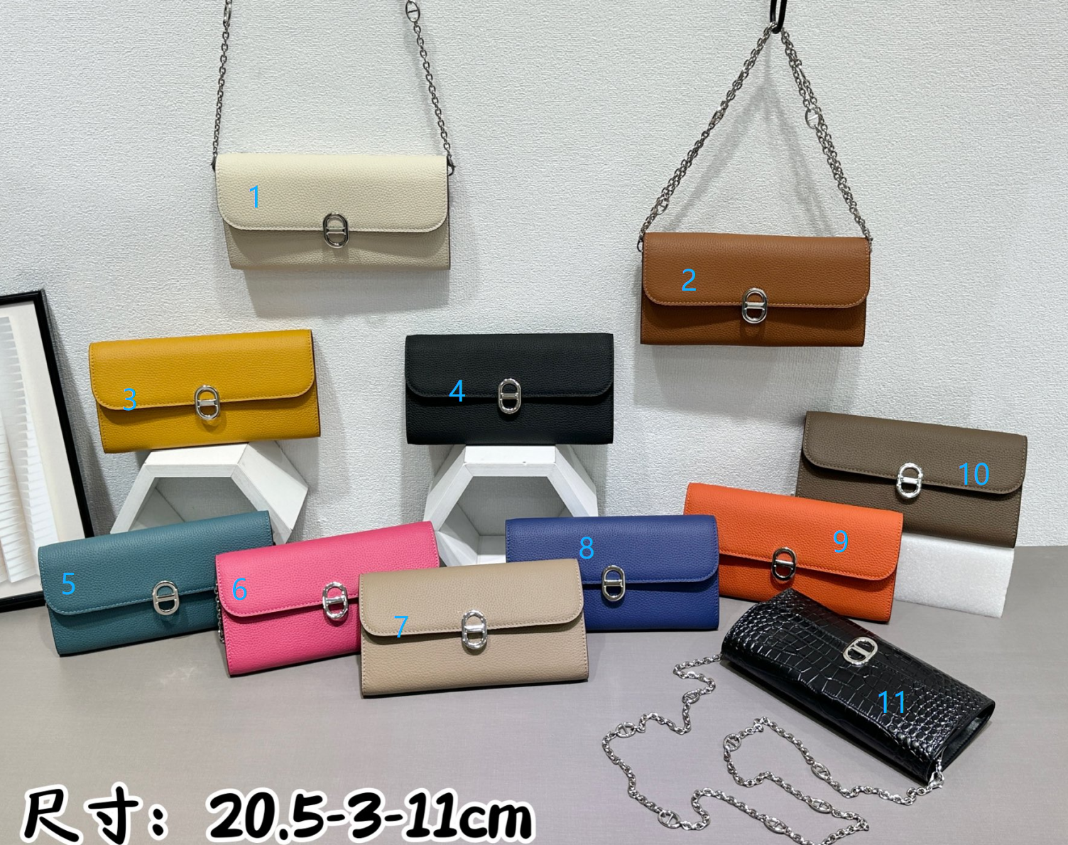 76ac6bb2-d690-4fe5-9df4-e0b7dbcefcfa HERMES チェーンウォレット ケース付き 0669-1 20.5*11*3CM - 画像 (1)