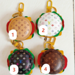 LV キーホルダー ハンバーグ