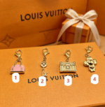 LV キーホルダー
