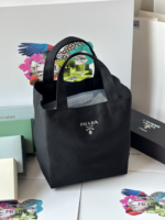 【超人気】Prada カナパトートバッグ ノベルティ ケース付き 19*16*20cm - 画像 (6)