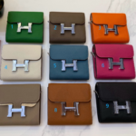 HERMES 二つ折り財布 中サイズ ケース付き  3651
