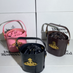 Vivienne Westwood ショルダーバック ケース付き 14*9*14cm