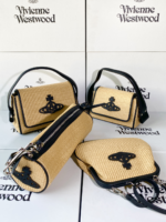 Vivienne Westwood トートバッグ 携帯ポーチ 枕バック ショルダーバック ケース付き - 画像 (3)