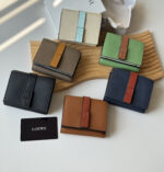 LOEWE 三つ折り財布 ケース付き L1123 9*12*3cm