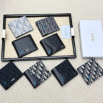 Dior dior Oblique 二つ折り財布 ケース付き o27 11.5*9.5cm