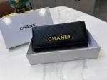 Chanel 長財布 二つ折り財布 ケース付き 8388