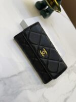 Chanel 長財布 二つ折り財布 キャビア ケース付き 8095