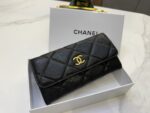 Chanel 長財布 二つ折り財布 キャビア ケース付き 8095 - 画像 (2)