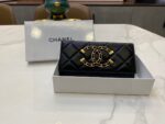 Chanel 長財布 二つ折り財布 ケース付き 8080 - 画像 (2)