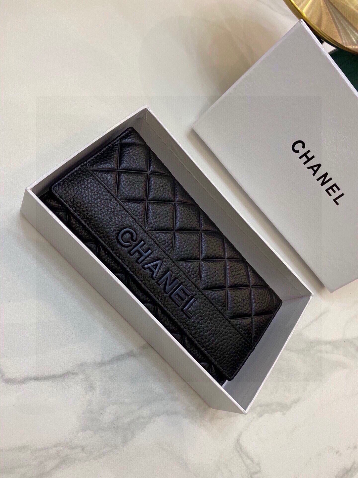 wsxc1782834175018_0 Chanel 長財布 二つ折り財布 ケース付き 8020 - 画像 (1)