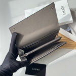 LOEWE 長財布 二つ折り財布 ケース付き L1121 19*10*3.5 - 画像 (10)
