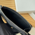 LOEWE フラグメントケース ケース付き L1103 12.5*7.5*1.5cm - 画像 (8)